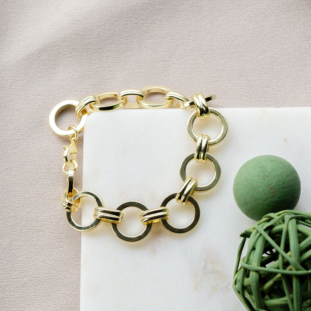 Designer Circle Link Gold Bracelet